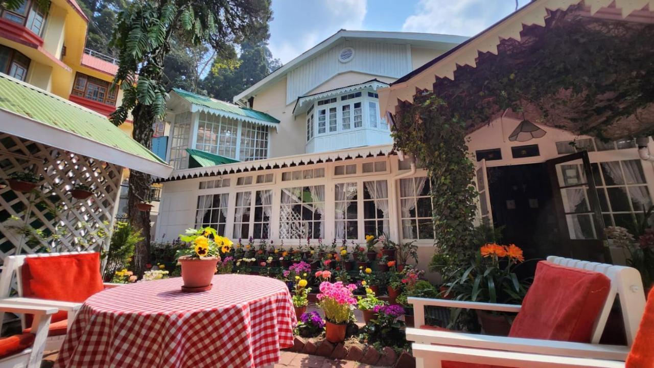 Ivanhoe Hotel Darjeeling  Eksteriør bilde